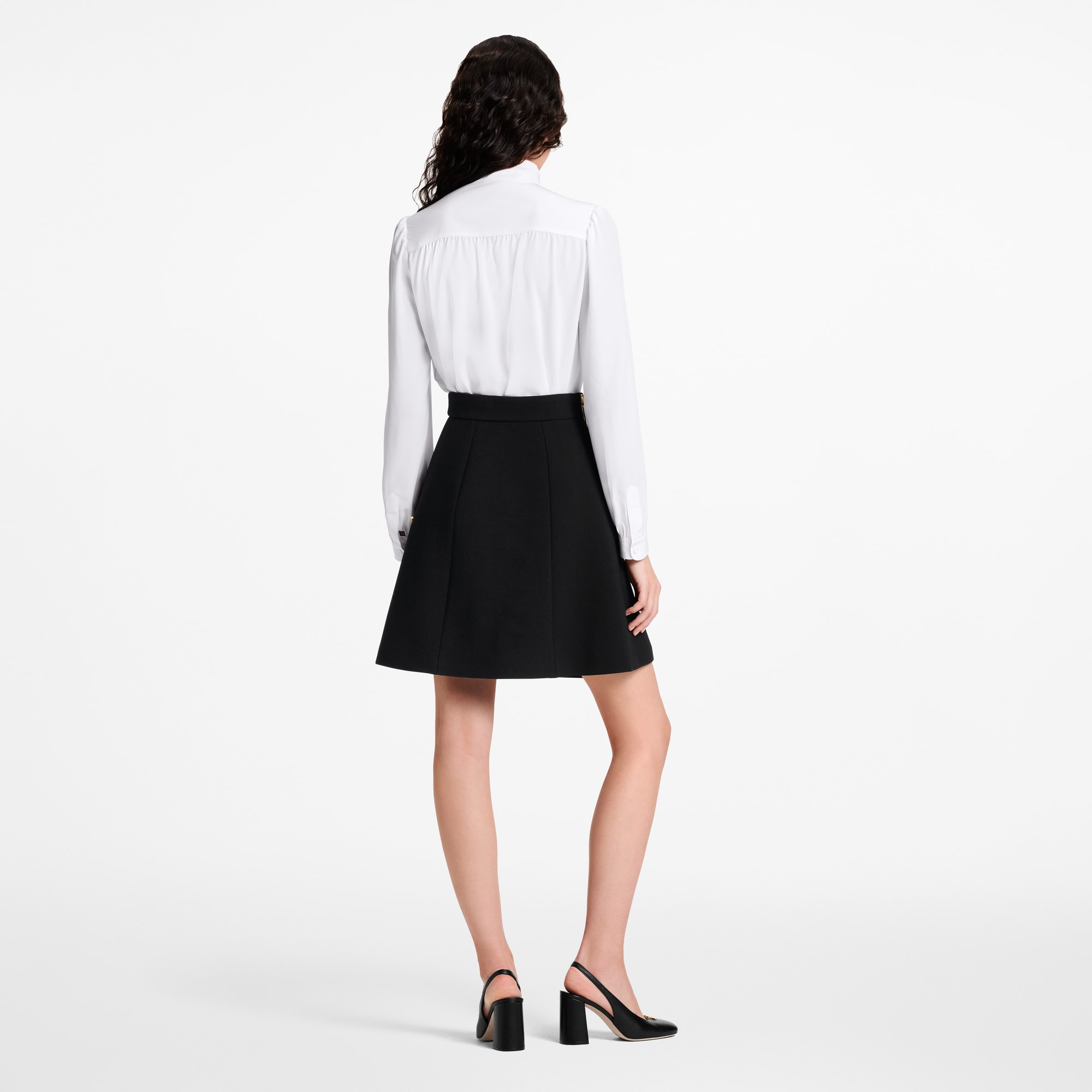 ✨現行✨ LOUIS VUITTON ブラウス LV ナイト ラバリエール 42 LV ナイト ラバリエールブラウス ｜ルイ・ヴィトン 公式サイト - 1AIL34